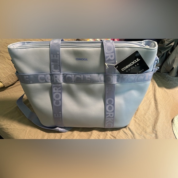 Corckcicle cooler tote - Picture 2 of 3